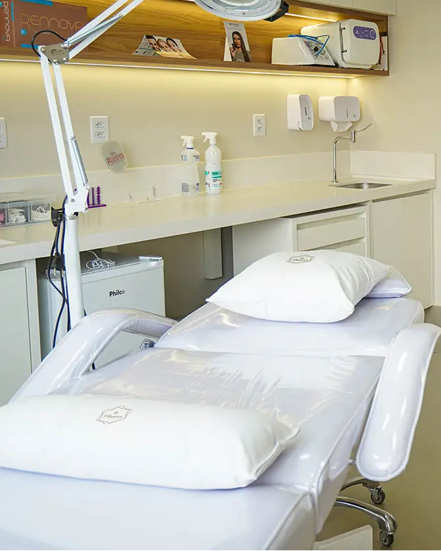 Espaço de atendimento da Clínica Plenna - Harmonização natural em Goiânia